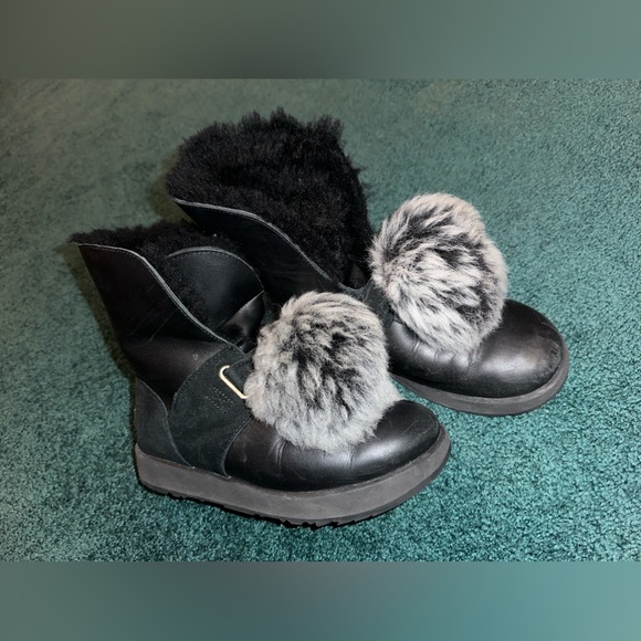 UGG boots, size 38 - Picture 3 of 3